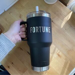 New FORTUNE Yeti Black Tumbler with Handle and Straw